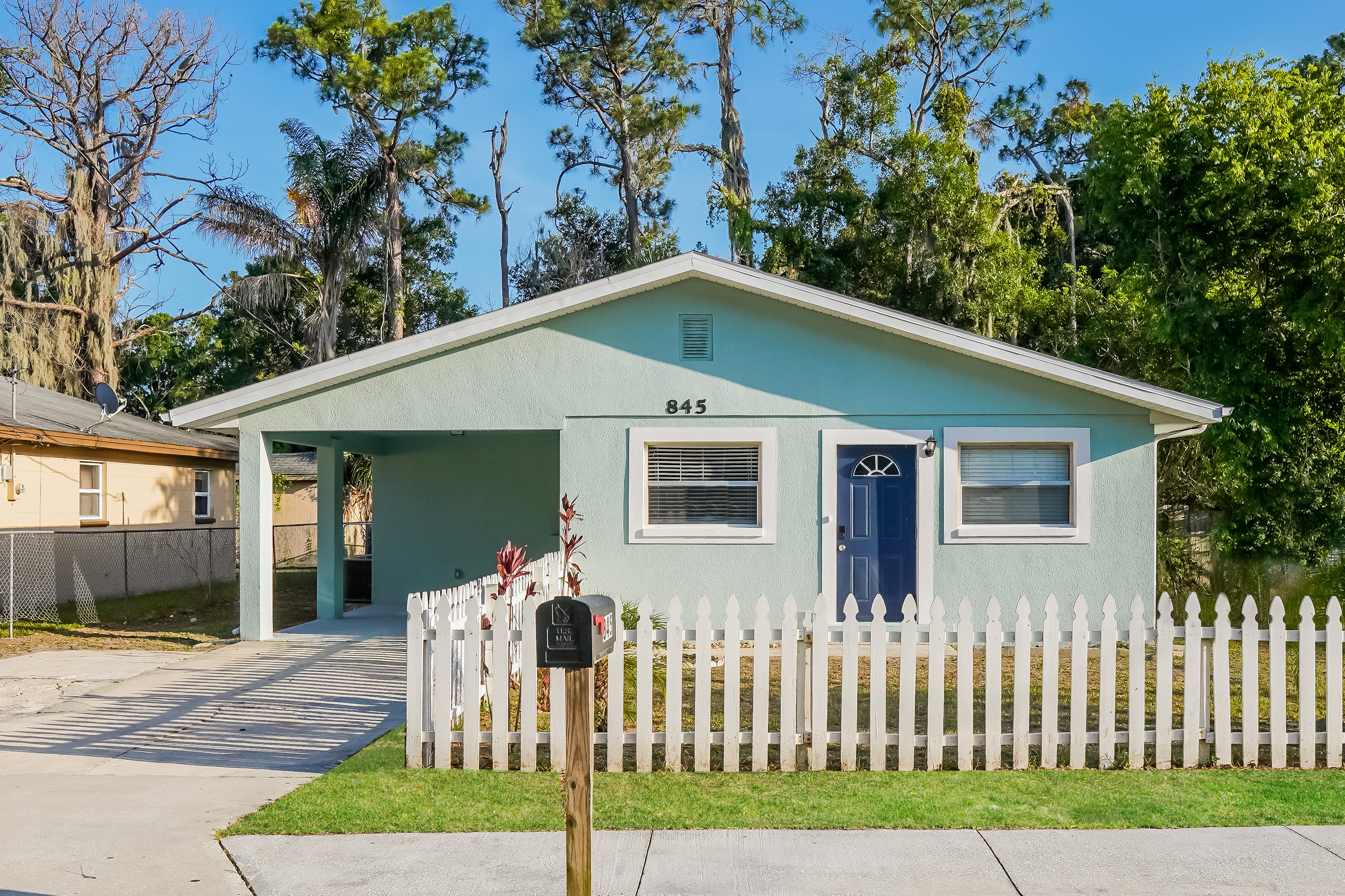 845 AVONDALE RD ROCKLEDGE, FL 32955